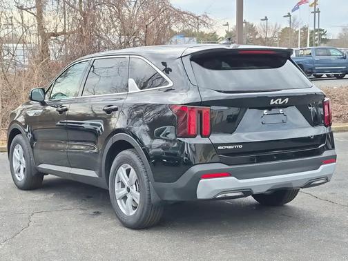 2026 Kia Sorento LX