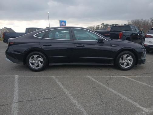 Carbon Blue 2025 Hyundai SONATA SE