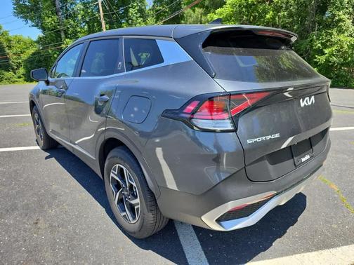 Gravity Gray 2023 Kia Sportage LX
