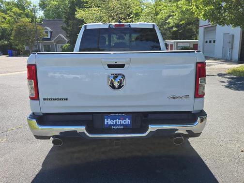 Bright White Clearcoat 2021 RAM 1500 Big Horn
