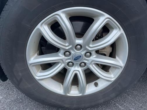 Iconic Silver 2021 Ford Explorer Base