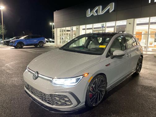 2024 Volkswagen Golf GTI 2.0T Autobahn