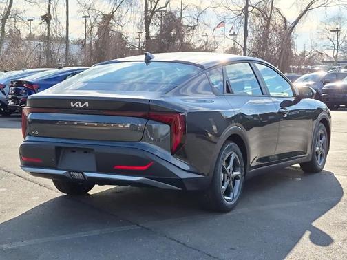 2026 Kia K4 