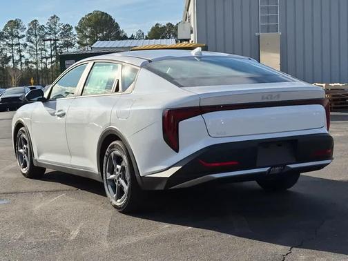 2026 Kia K4 