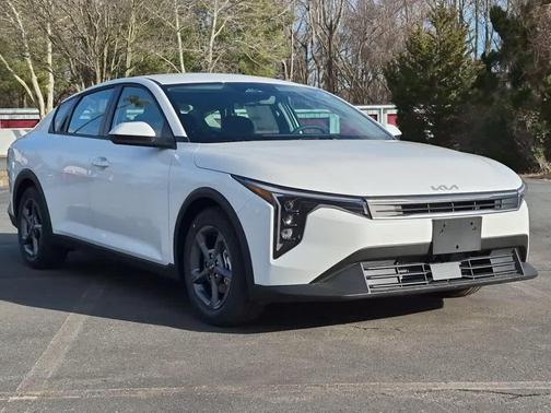 2026 Kia K4 
