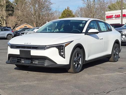 2026 Kia K4 