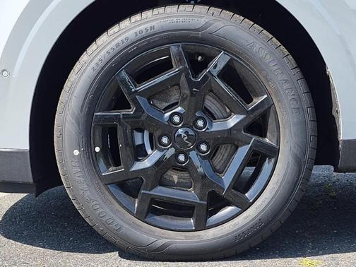 Ceramic Silver 2026 Kia Carnival Hybrid SX PRESTIGE