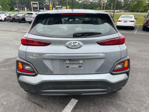 Sonic Silver 2020 Hyundai KONA SE