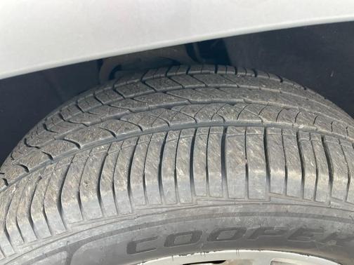 Quicksilver Metallic 2018 GMC Yukon SLT