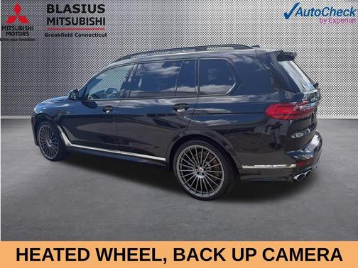 Black Sapphire Metallic 2022 BMW X7 M50i