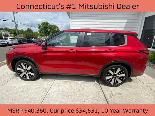 2025 Mitsubishi Outlander SE