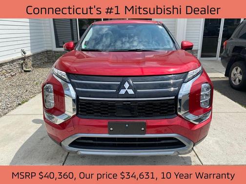 2025 Mitsubishi Outlander SE