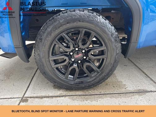Dynamic Blue Metallic 2024 GMC Sierra 1500 Elevation