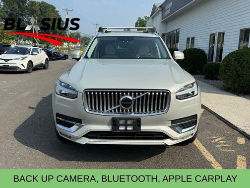 2022 Volvo XC90 T6 Inscription 7 Passenger