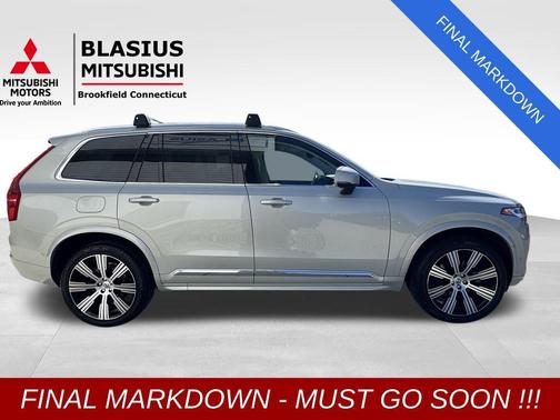 2022 Volvo XC90 T6 Inscription 7 Passenger