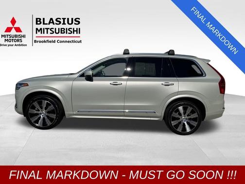 2022 Volvo XC90 T6 Inscription 7 Passenger