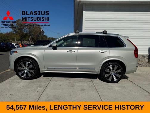 2022 Volvo XC90 T6 Inscription 7 Passenger