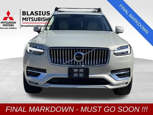 2022 Volvo XC90 T6 Inscription 7 Passenger