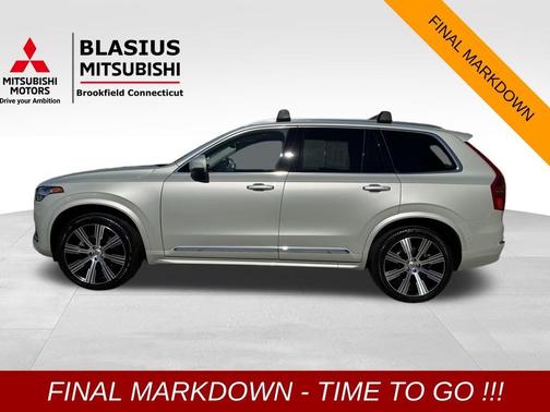 2022 Volvo XC90 T6 Inscription 7 Passenger