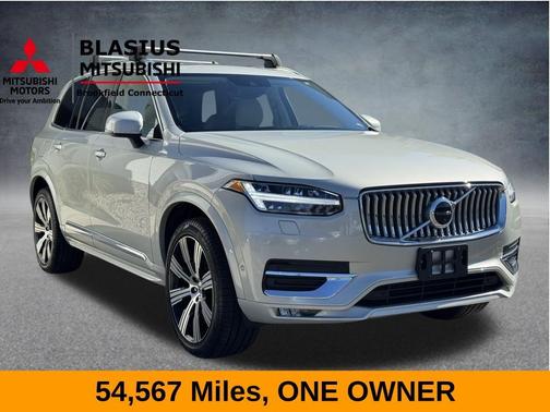 2022 Volvo XC90 T6 Inscription 7 Passenger