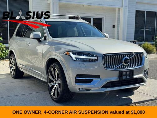 2022 Volvo XC90 T6 Inscription 7 Passenger