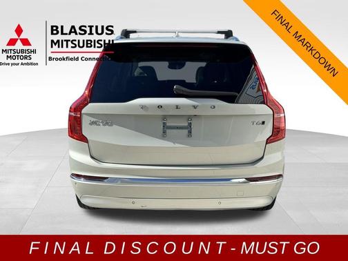 2022 Volvo XC90 T6 Inscription 7 Passenger