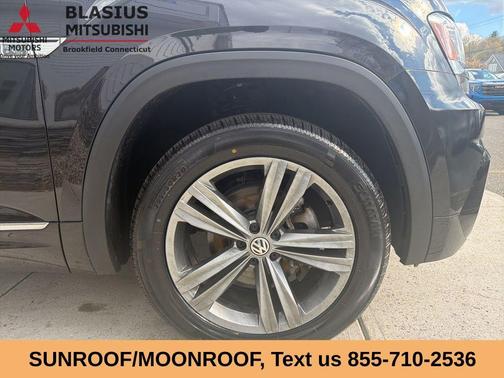 Deep Black Pearl Effect 2019 Volkswagen Atlas 3.6 V6 SEL R-Line