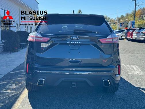 2022 Ford Edge ST