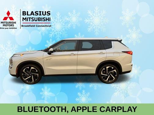 2024 Mitsubishi Outlander PHEV SE