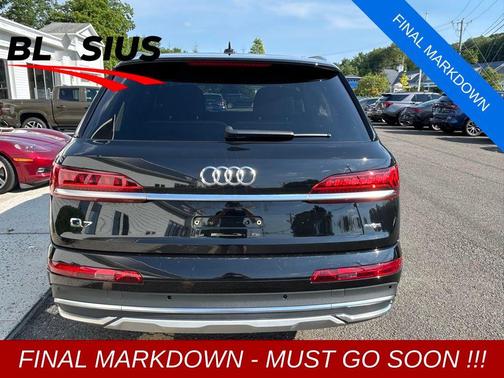 2022 Audi Q7 45 Premium