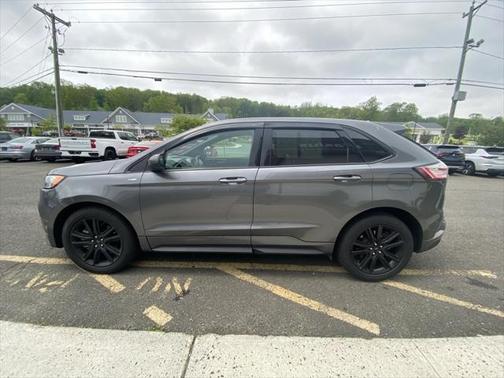2021 Ford Edge ST Line