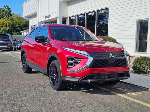 2023 Mitsubishi Eclipse Cross LE