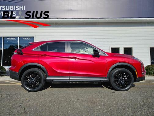 2023 Mitsubishi Eclipse Cross LE