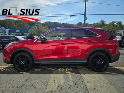 2023 Mitsubishi Eclipse Cross LE