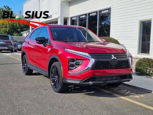 2023 Mitsubishi Eclipse Cross LE