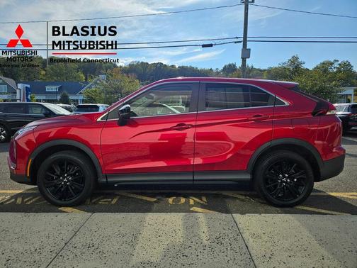 2023 Mitsubishi Eclipse Cross LE