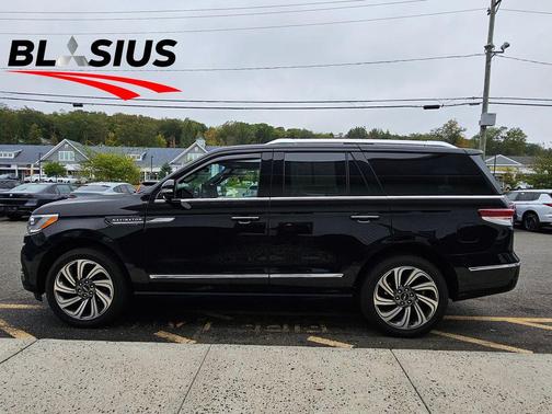 2022 Lincoln Navigator Reserve