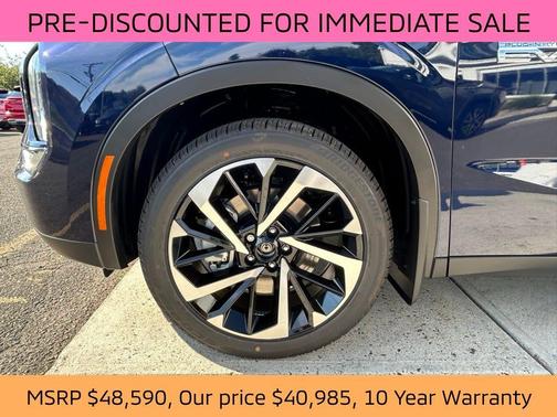 2025 Mitsubishi Outlander PHEV SE