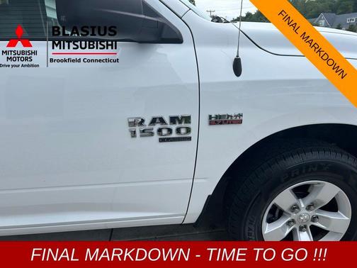 2022 RAM 1500 Classic SLT