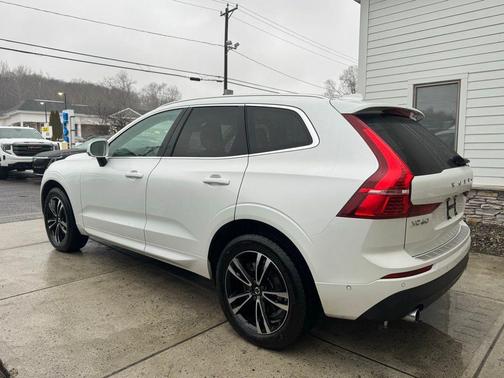 2018 Volvo XC60 T6 Momentum