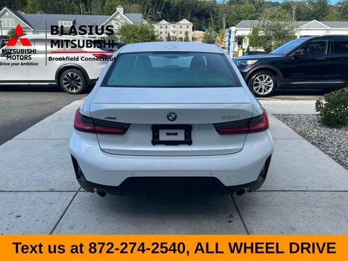 2024 BMW 330 i xDrive