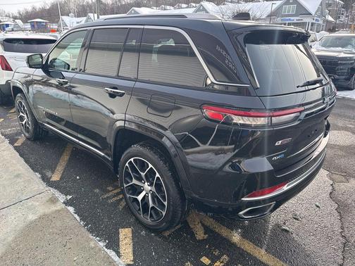 2023 Jeep Grand Cherokee 4xe Summit