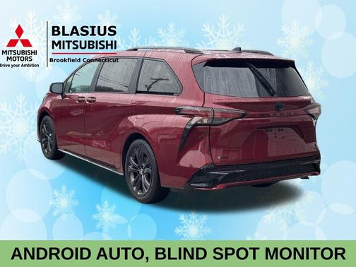 2025 Toyota Sienna XSE 7 Passenger