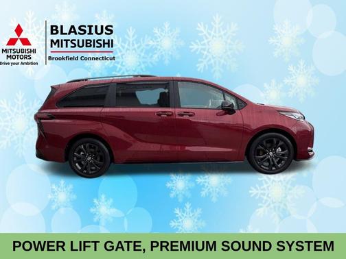 2025 Toyota Sienna XSE 7 Passenger