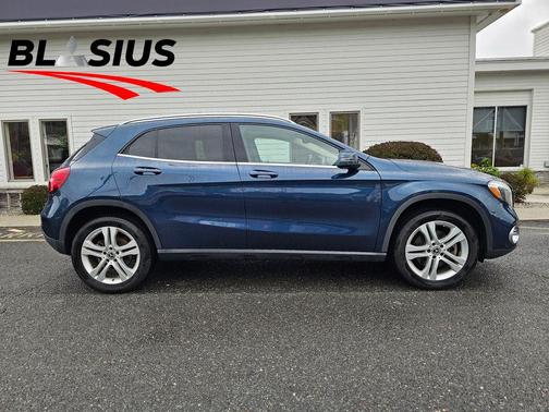 2020 Mercedes-Benz GLA 250 Base 4MATIC