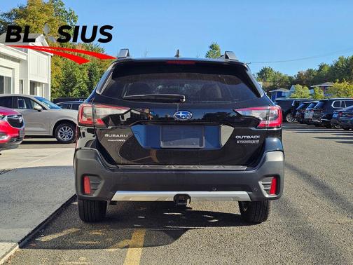 2022 Subaru Outback Touring XT