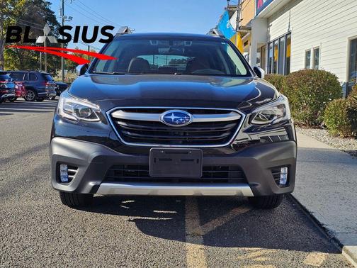 2022 Subaru Outback Touring XT