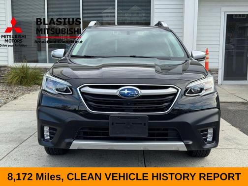 2022 Subaru Outback Touring XT