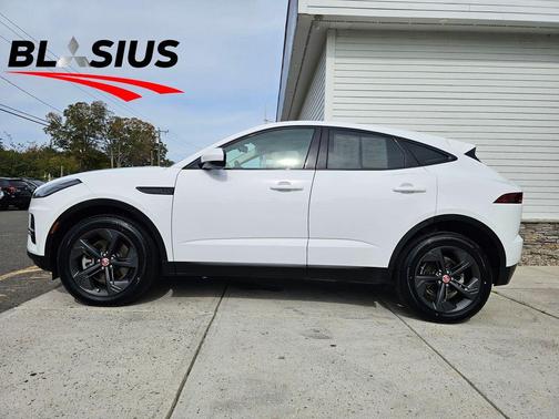 2022 Jaguar E-PACE P250 SE