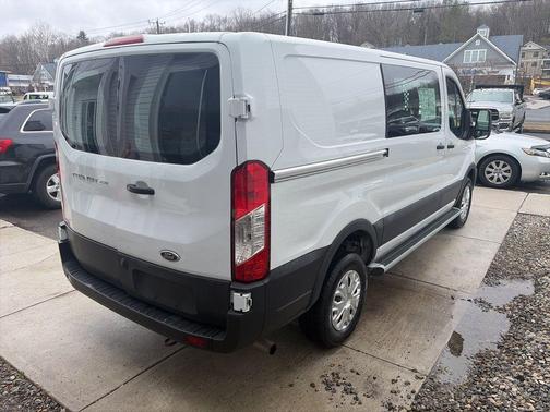 Oxford White 2024 Ford Transit-250 Base